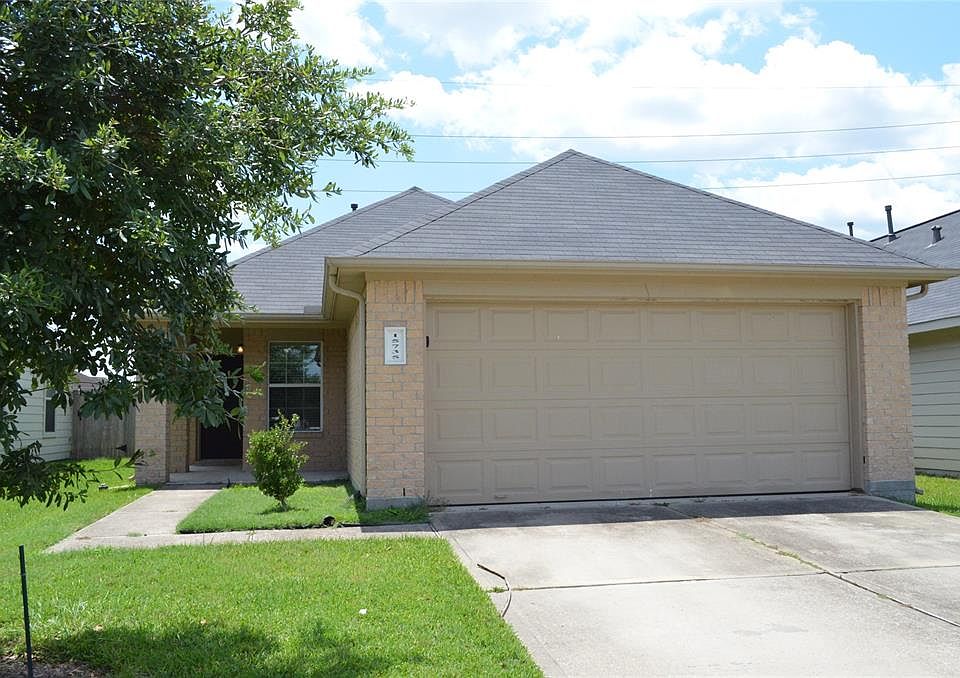 1st image of 15735 Regal Trace Ln