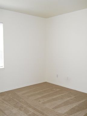5th image of 5264 NE 121st Ave #P129