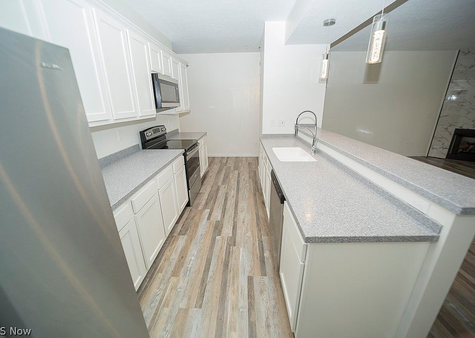 5547 Beavercrest Dr Lorain, OH, 44053 - Apartments for Rent | Zillow