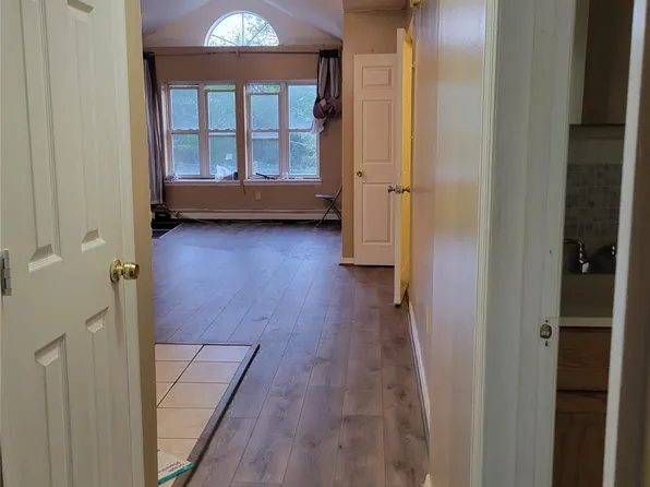 514 B 32 Street, Far Rockaway, NY 11691