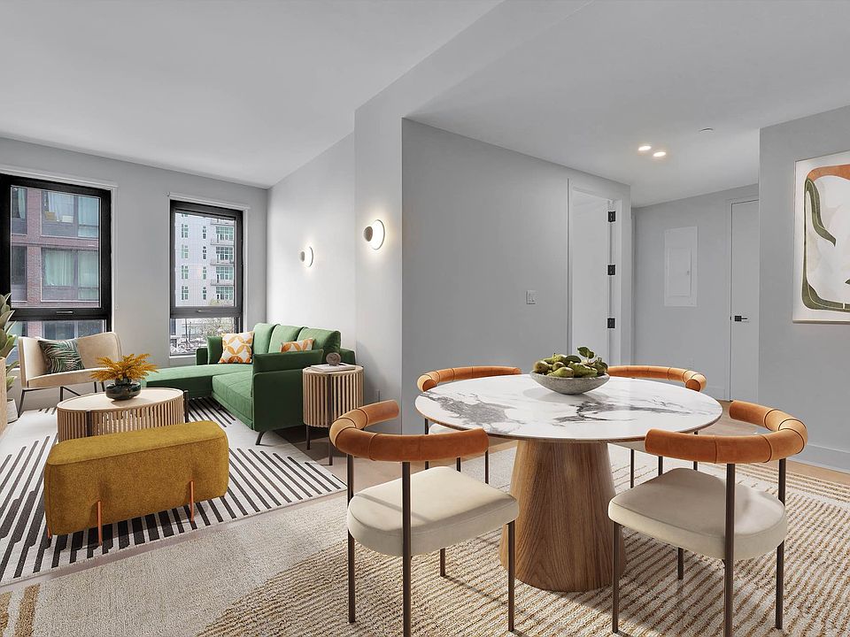 1st image of 130 Hope St #533