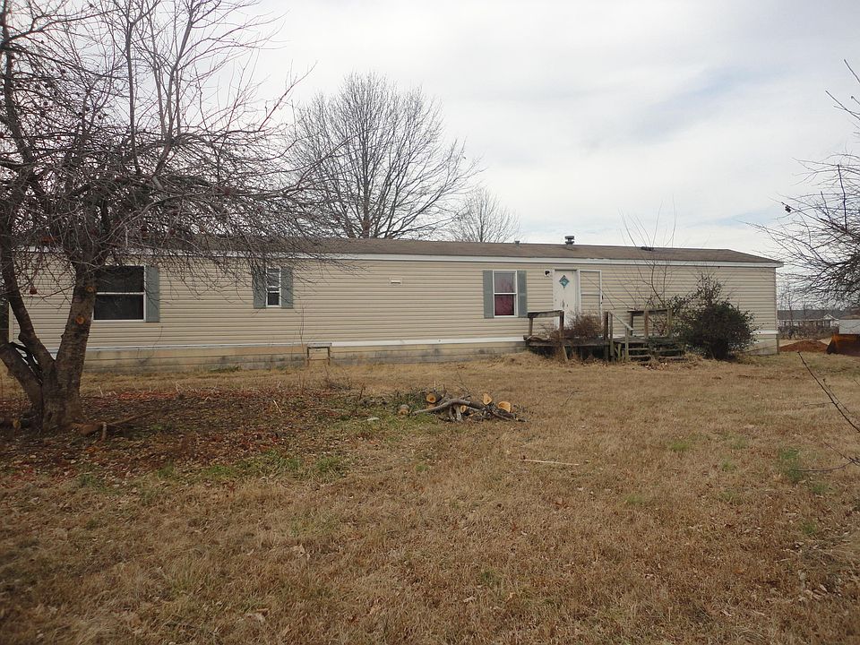 2nd image of 26265 S 650 Rd