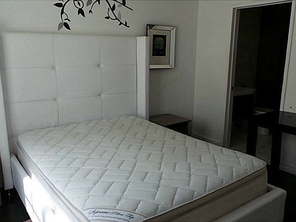 5th image of 130 3rd St APT 205