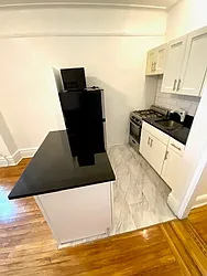 Rented by LRGNY Group, Inc.