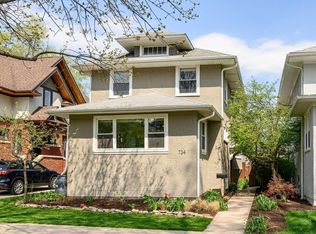 734 S Scoville Ave, Oak Park, IL 60304