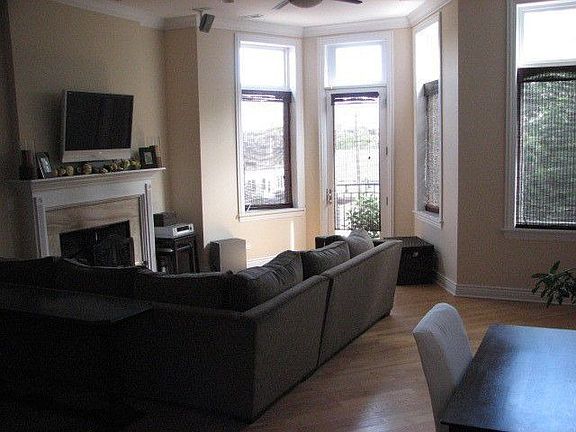 2nd image of 2416 W Cortez St #3