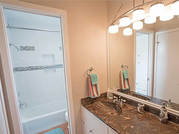5th image of 7610 Galveston Ln