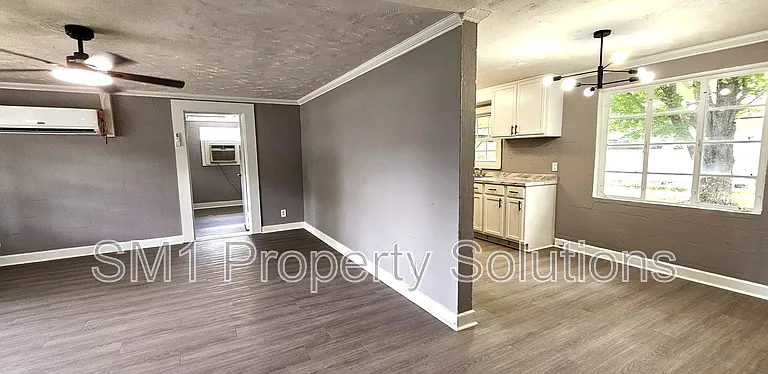 1001 Burton Ave — Photo 8
