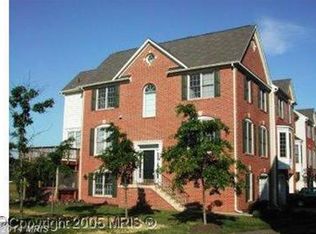 25551 Fretton Sq, Chantilly, VA 20152
