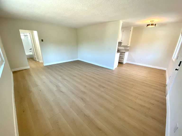 2147 Baxter St #9 — Photo 6