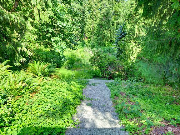 5th image of 13314 55th Drive NE