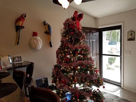 5th image of 3021 SE 5th Ter APT C