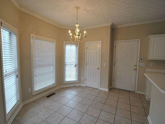 5th image of 1420 Pickets Ct SE