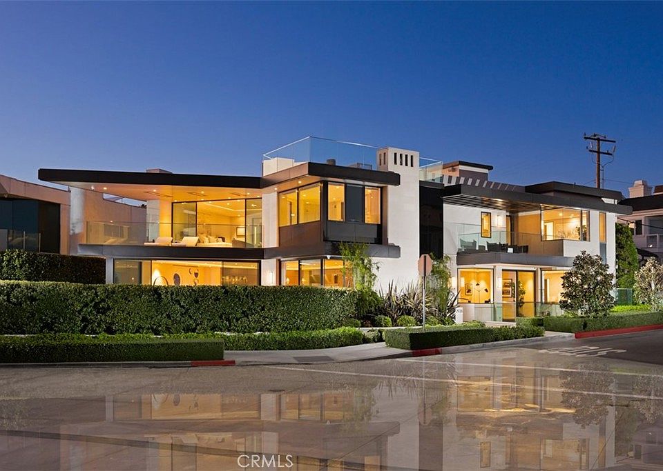 2928 Ocean Blvd, Corona Del Mar, CA 92625 | MLS #OC26121036 | Zillow