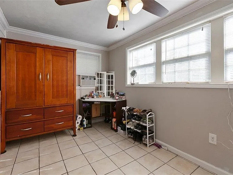 3306 Liberty St — Photo 20