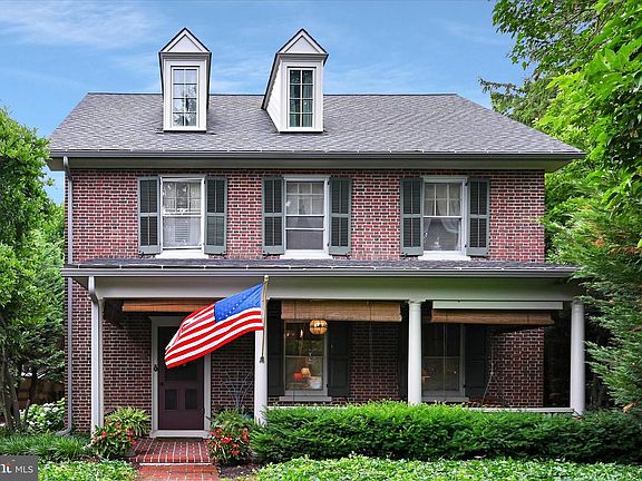 3rd image of 11 Union Ave