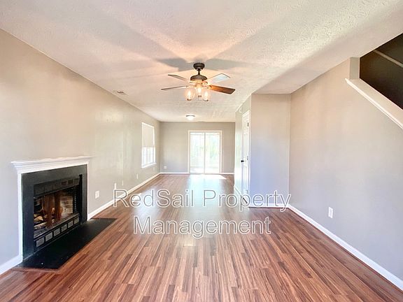 4th image of 216 Bruton Dr