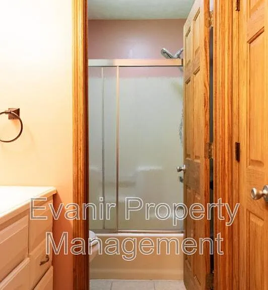 113 Brittany Ln — Photo 26