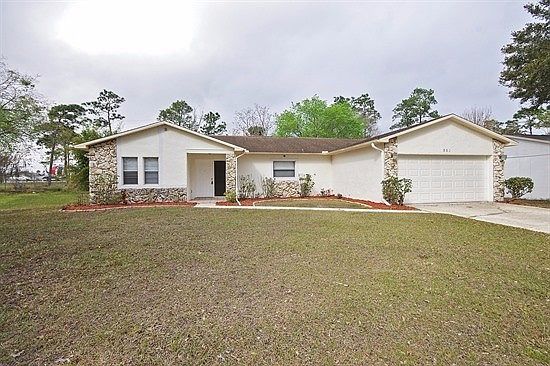 1st image of 550 Riverwoods Cir