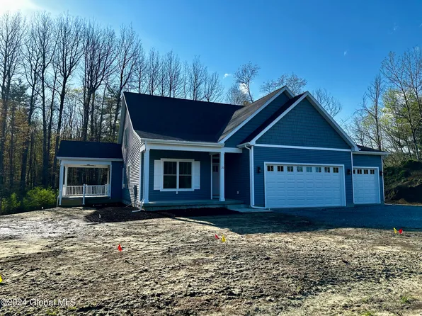 32 Indigo Way, Wilton, NY 12831