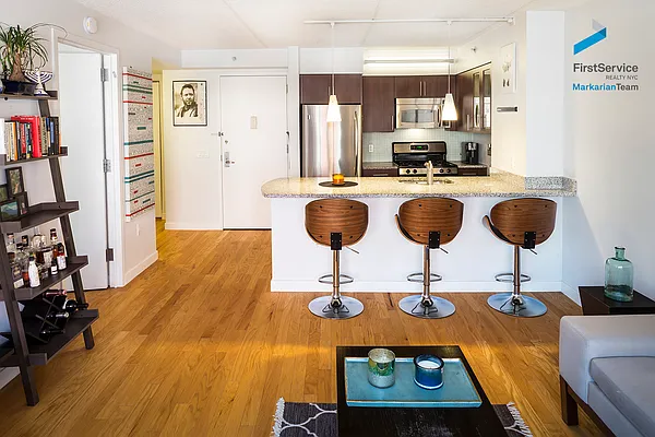 Sold by FirstService Realty (legacy) | media 2