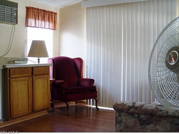 5th image of 414 Papaya St #48