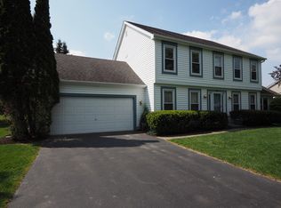 85 Deer Run, Crystal Lake, IL 60012