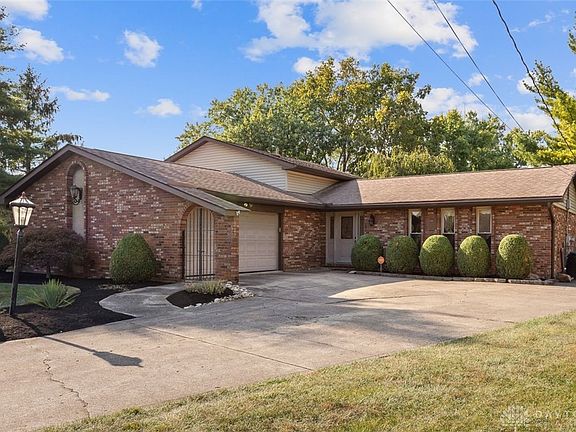 2nd image of 7028 Spruce Hill Cir