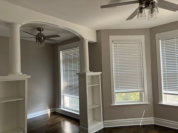 2nd image of 1118 N Oakley Blvd APT 3F