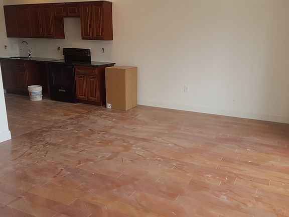 3rd image of 1028 Wood Street # Fl 3rd