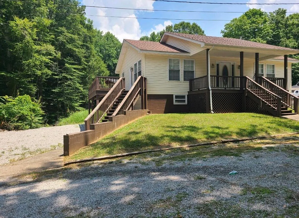 500 Beaver Lodge Rd photo 1