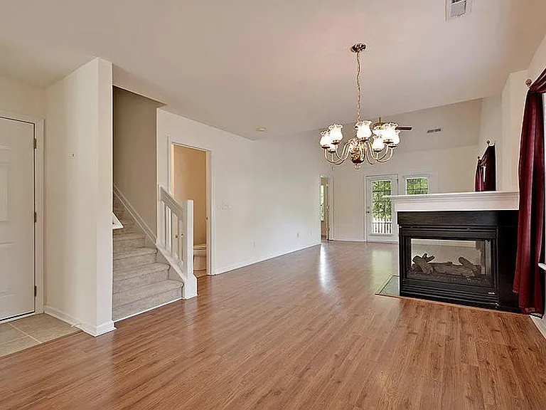 8706 Grassy Oak Trl — Photo 11
