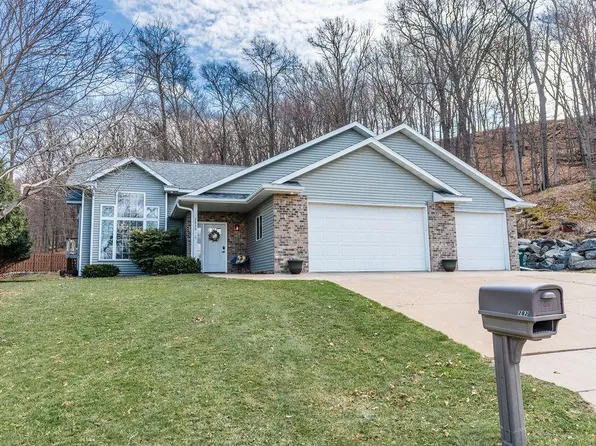 2825 Northstar Ct, Eau Claire, WI 54703