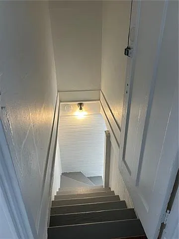 3806 Johnson St #UPPER — Photo 15