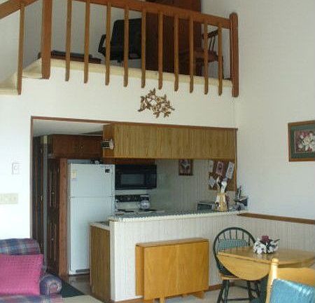 4th image of 180 Hanging Rock Villas APT 522