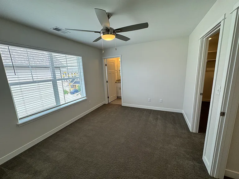 613 Chimney Rock Ln #C — Photo 13