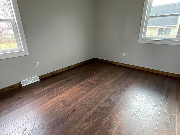 4th image of 217 Roberta Jayne Dr