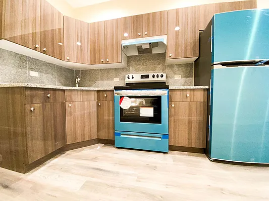 Rented by RealTegrity NY LLC | media 9