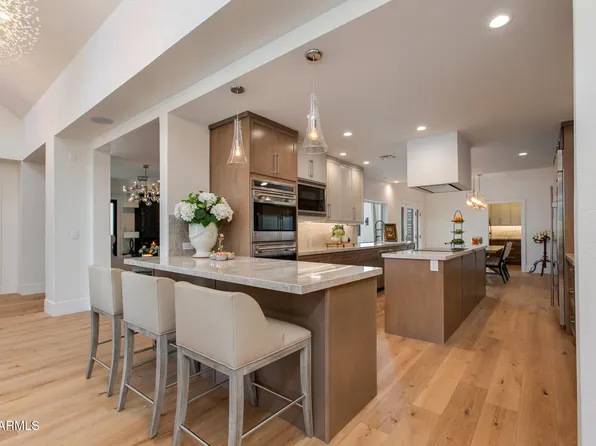 2737 E ARIZONA BILTMORE Circle #8, Phoenix, AZ 85016