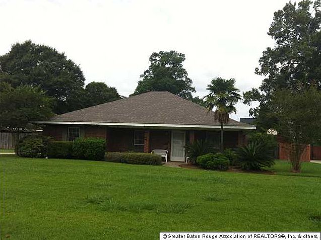 1st image of 25975 Vincent Dr