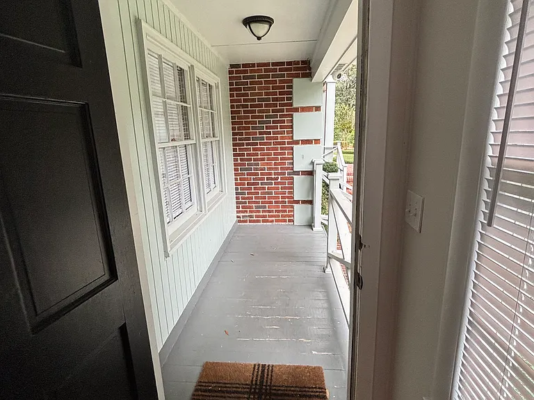1117 Myers Park Dr #1 — Photo 2