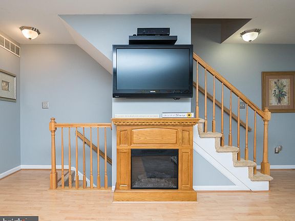 4th image of 621 Lisa Ln