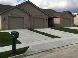 2206 Shamrock Ln APT B, Troy, OH 45373