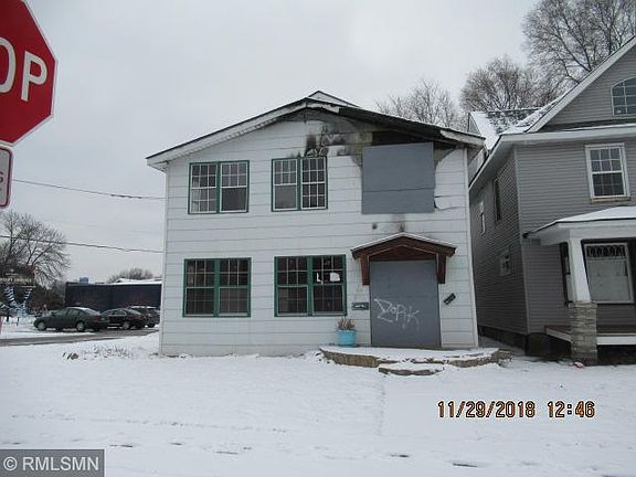 2nd image of 106 Douglas St
