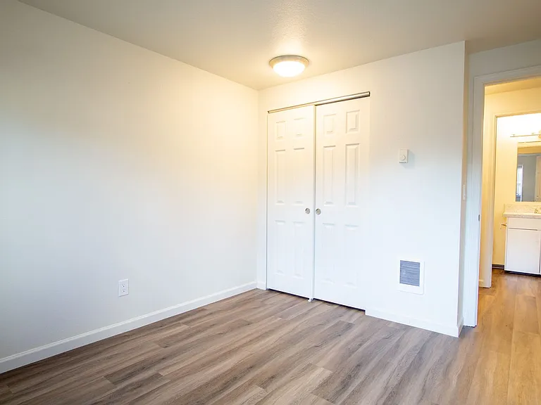 2628 NE Red Sunset Dr — Photo 12