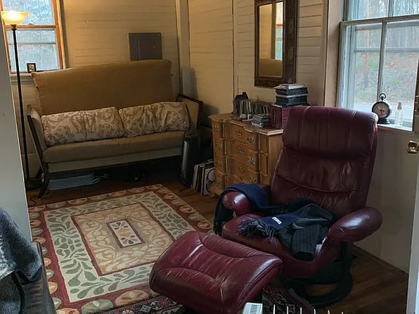 69 Daniels Rd, Norway, ME 04268