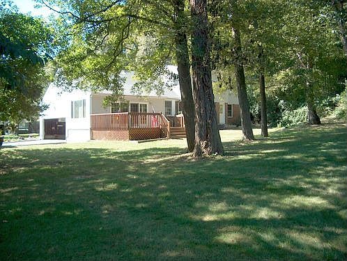backyard view (south-west side)