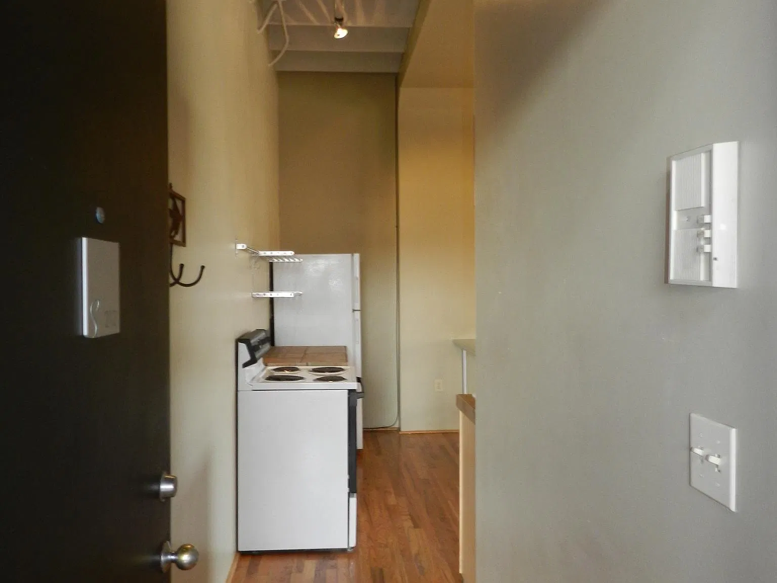 3309 Blake St — Photo 2