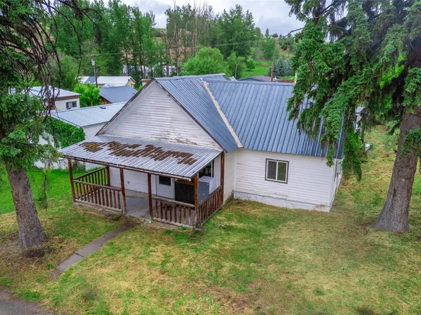 300 Central Ave, Eureka, MT 59917