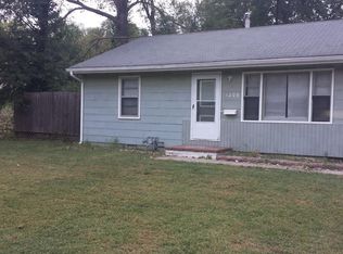 1206 E 134th St, Grandview, MO 64030